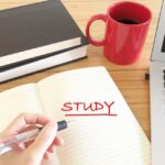 放送大学の授業は2タイプ!放送授業とオンライン授業の違いをわかりやすく解説